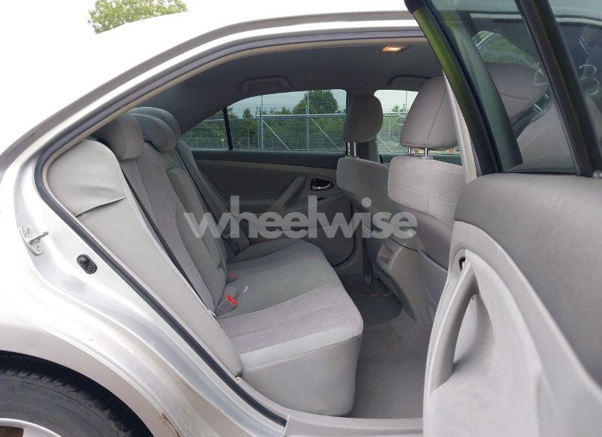 Photo 8 of 2011 Toyota Camry LE/SE/XLE (VIN 4T4BF3EKXBR218625)