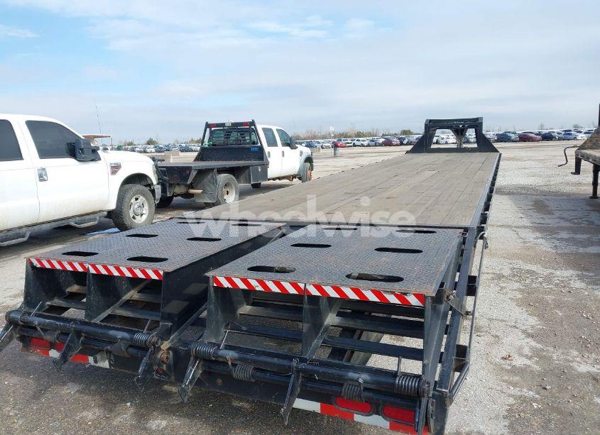 Photo 8 of 2022 Trailmaxx Other N/A (VIN 4T93H4022NM402335)