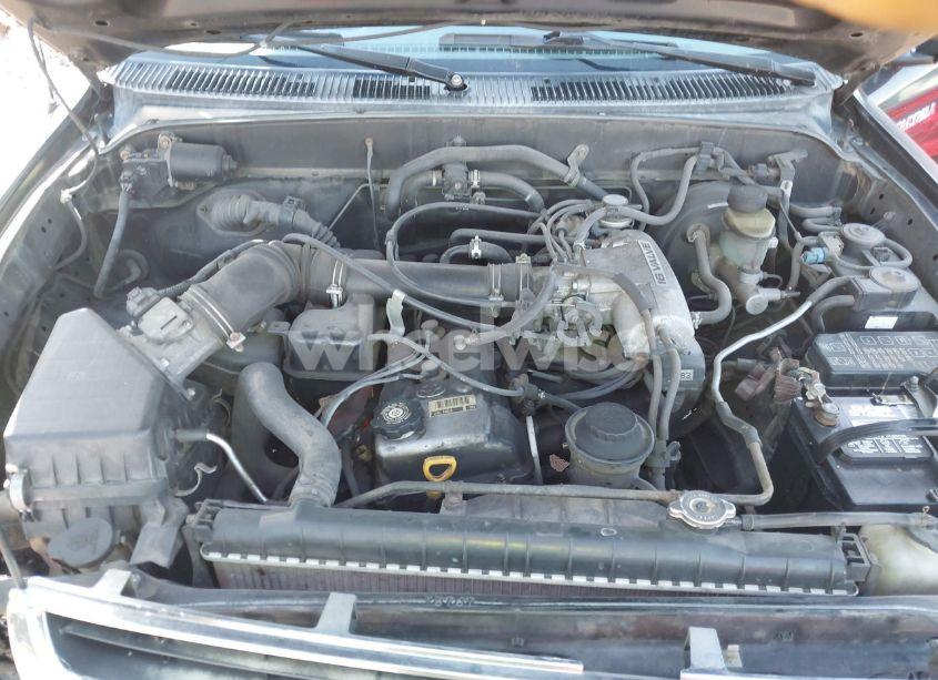 Photo 10 of 1998 Toyota Tacoma (VIN 4TANL42N0WZ118112)