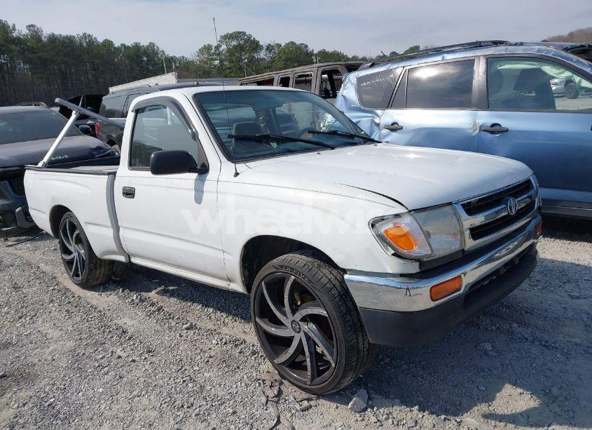 1997 Toyota Tacoma (VIN 4TANL42N1VZ324778) main photo