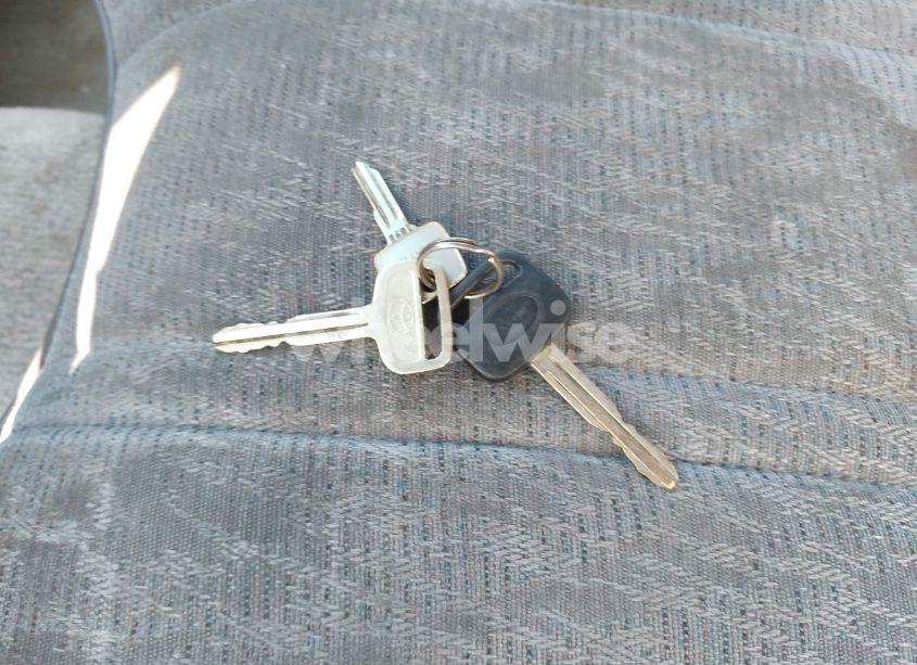 Photo 11 of 1998 Toyota Tacoma (VIN 4TANL42N2WZ022014)
