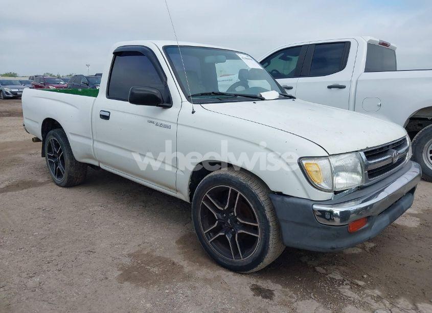 1998 Toyota Tacoma (VIN 4TANL42N3WZ079547) main photo