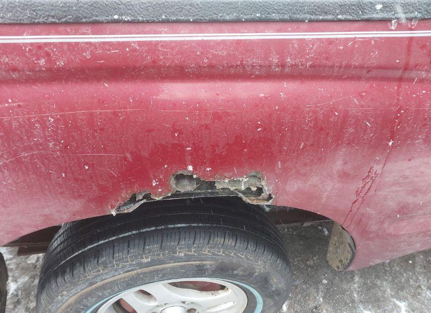 Photo 12 of 1998 Toyota Tacoma (VIN 4TANL42N4WZ093957)