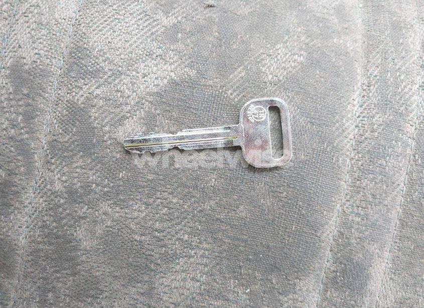 Photo 11 of 2000 Toyota Tacoma (VIN 4TANL42N4YZ622455)