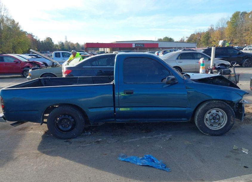 Photo 13 of 1996 Toyota Tacoma (VIN 4TANL42N5TZ195800)