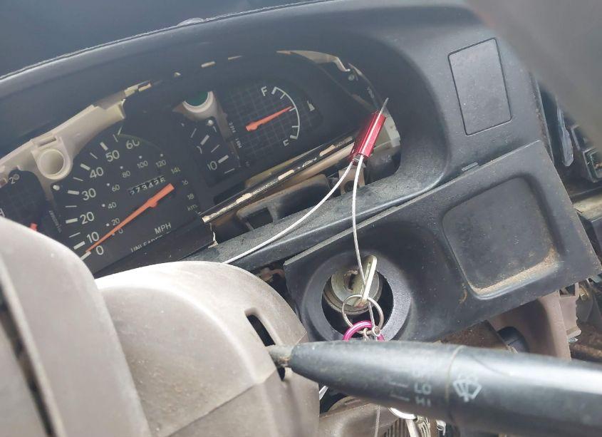 Photo 11 of 1997 Toyota Tacoma BASE (M5) (VIN 4TANL42N6VZ273147)