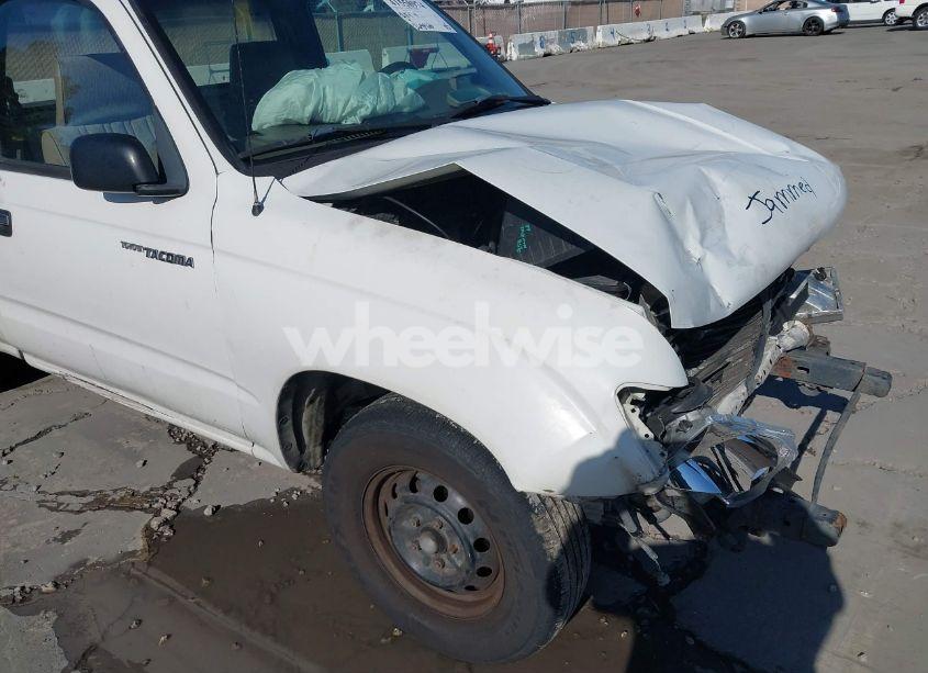 Photo 13 of 1999 Toyota Tacoma (VIN 4TANL42N6XZ516779)