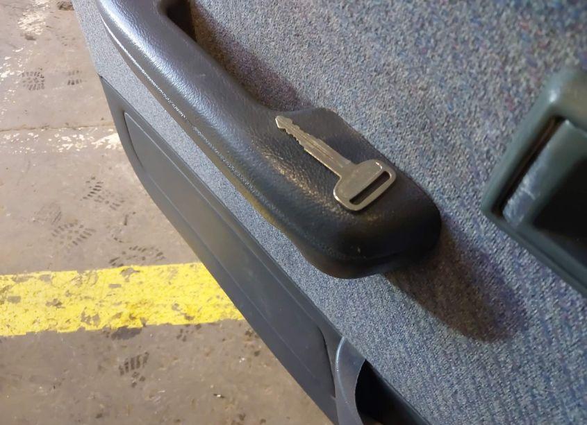 Photo 11 of 1996 Toyota Tacoma (VIN 4TANL42N8TZ086635)
