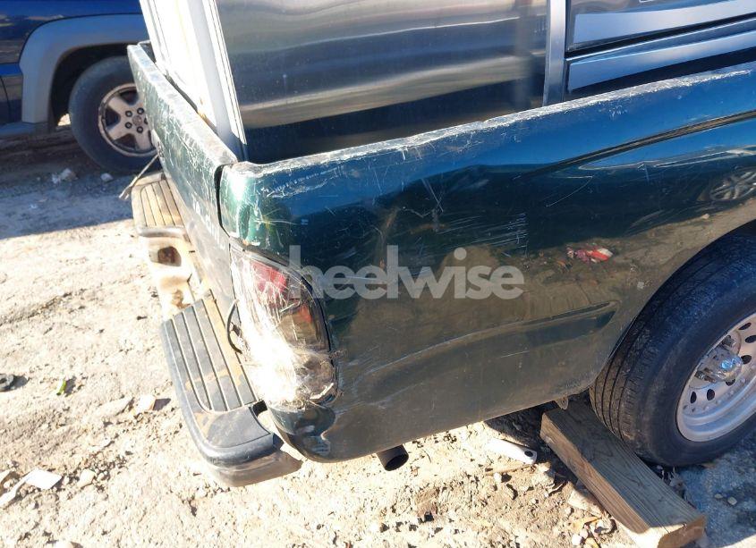 Photo 15 of 1999 Toyota Tacoma (VIN 4TANL42N8XZ561237)