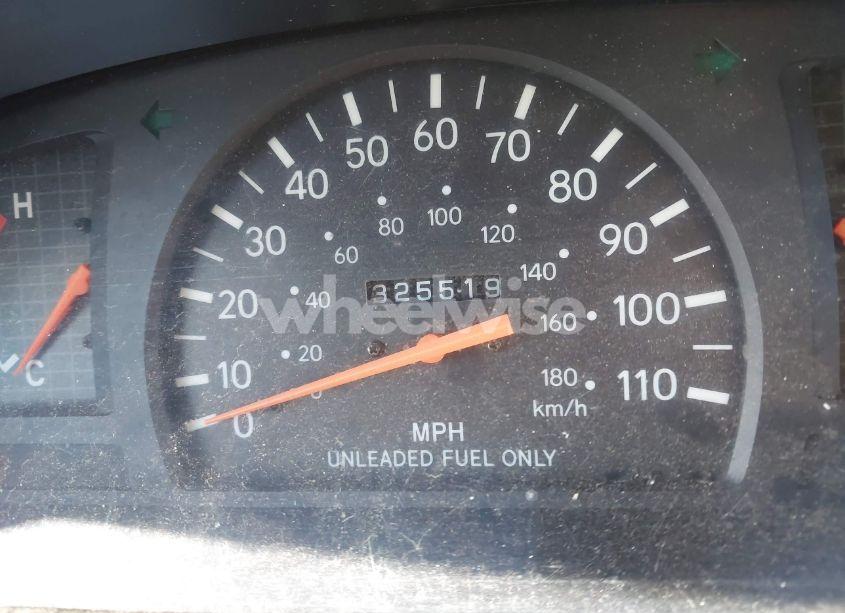 Photo 7 of 1999 Toyota Tacoma (VIN 4TANL42N8XZ561237)