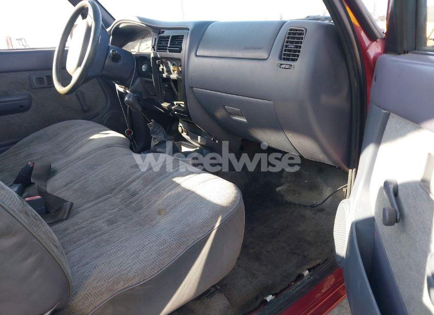 Photo 5 of 1998 Toyota Tacoma (VIN 4TANL42N9WZ077432)