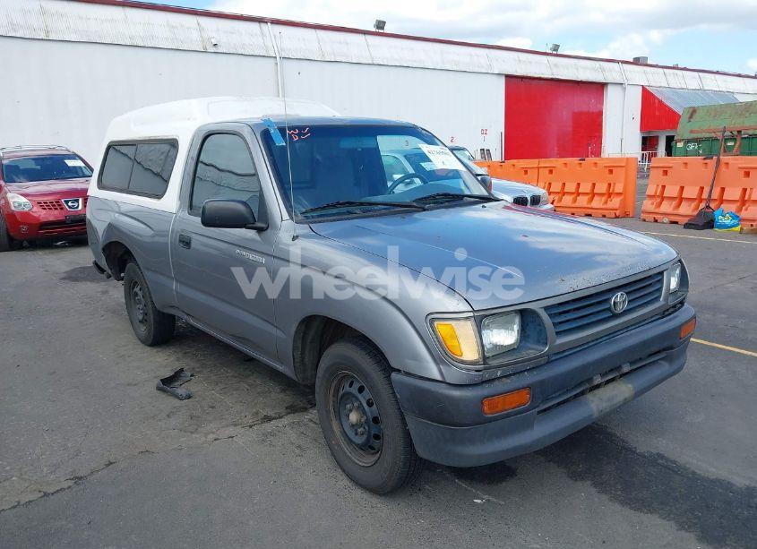 1996 Toyota Tacoma (VIN 4TANL42NXTZ138265) main photo