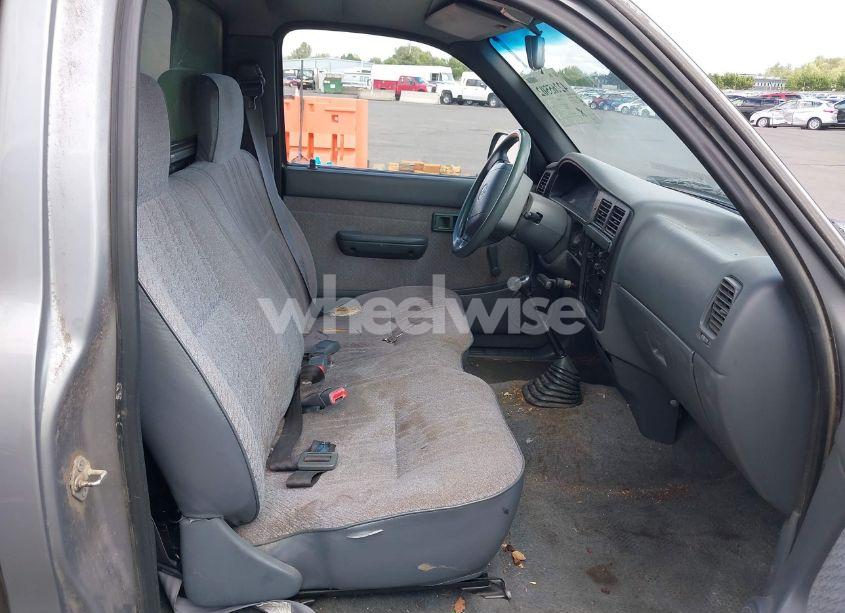 Photo 5 of 1996 Toyota Tacoma (VIN 4TANL42NXTZ138265)