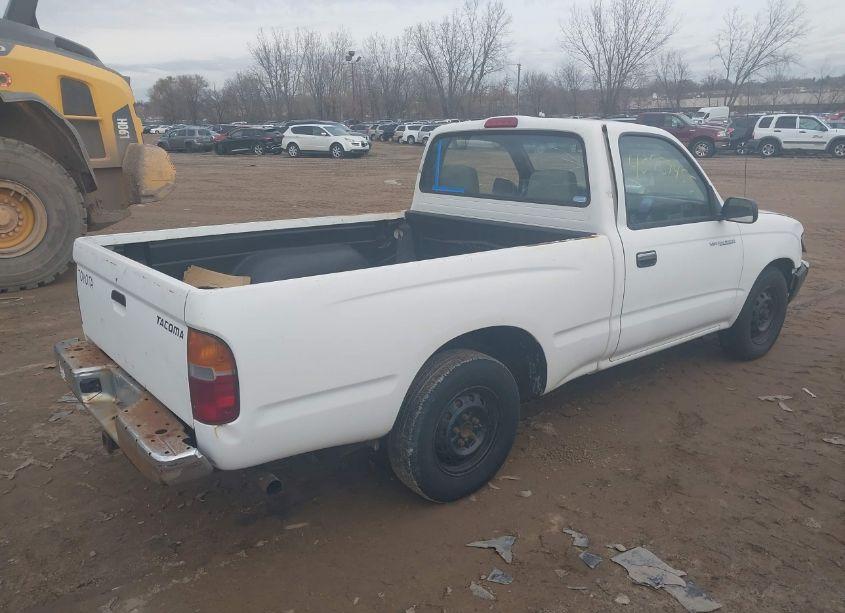 Photo 4 of 1999 Toyota Tacoma (VIN 4TANL42NXXZ406642)