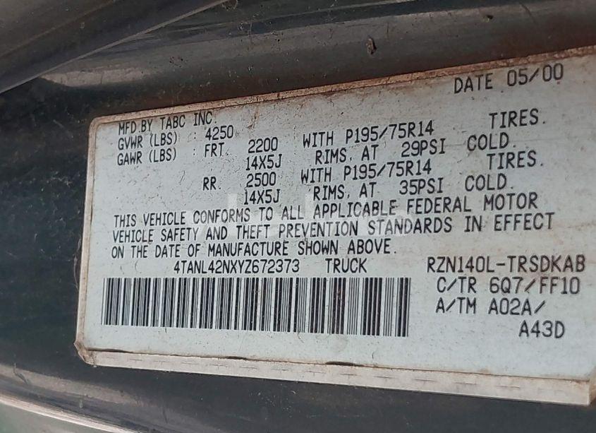 Photo 9 of 2000 Toyota Tacoma (VIN 4TANL42NXYZ672373)