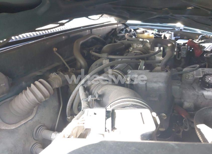 Photo 10 of 2000 Toyota Tacoma PRERUNNER (VIN 4TANM92N4YZ594943)