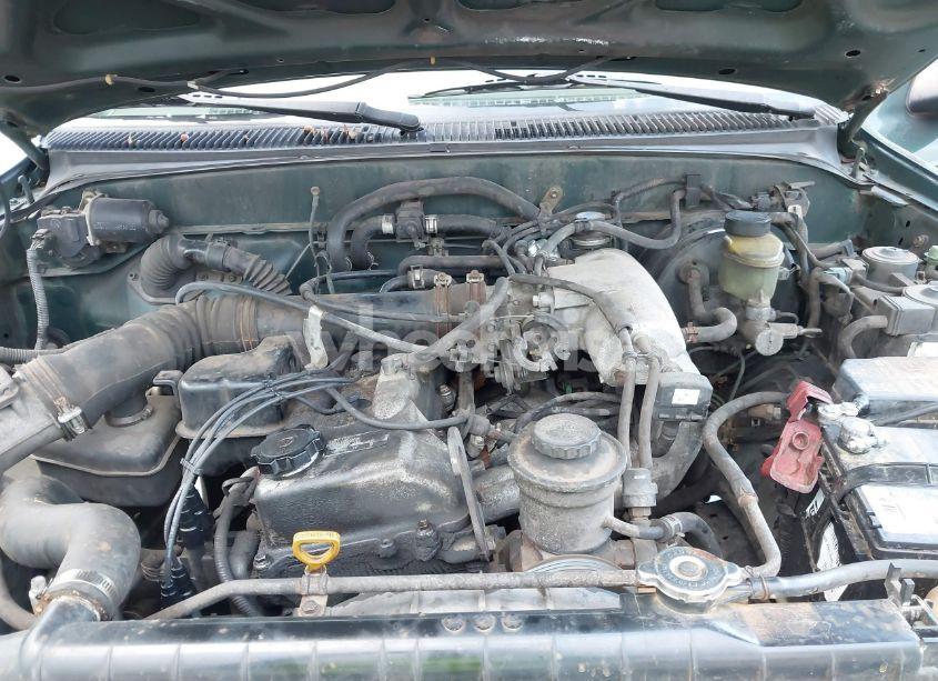 Photo 10 of 2000 Toyota Tacoma PRERUNNER (VIN 4TANM92N9YZ676098)
