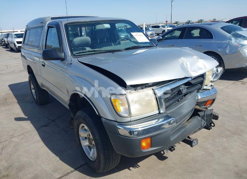 2000 Toyota Tacoma (VIN 4TAPM62N2YZ603159) main photo