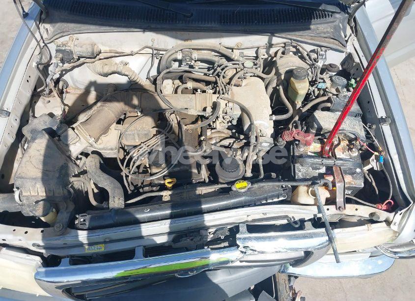 Photo 10 of 2000 Toyota Tacoma (VIN 4TAPM62N2YZ603159)
