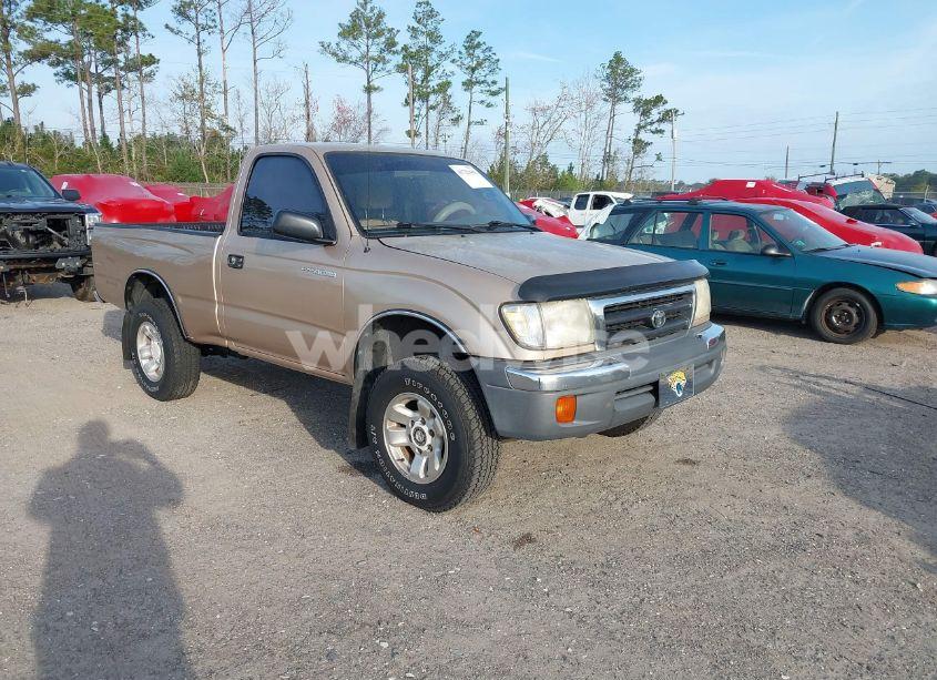 1999 Toyota Tacoma (VIN 4TAPM62NXXZ439318) main photo