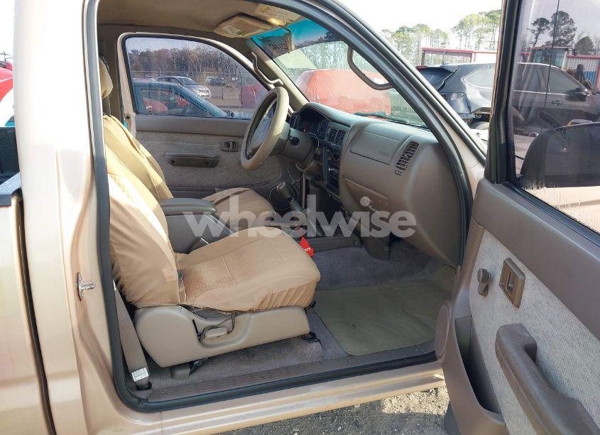 Photo 5 of 1999 Toyota Tacoma (VIN 4TAPM62NXXZ439318)