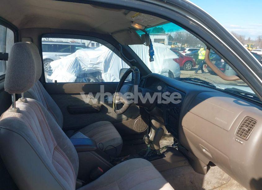 Photo 5 of 1999 Toyota Tacoma (VIN 4TAPM62NXXZ540441)