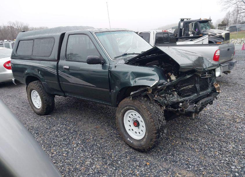 1993 Toyota Pickup 1/2 TON SHORT WHLBSE DX (VIN 4TARN01P2PZ098969) main photo