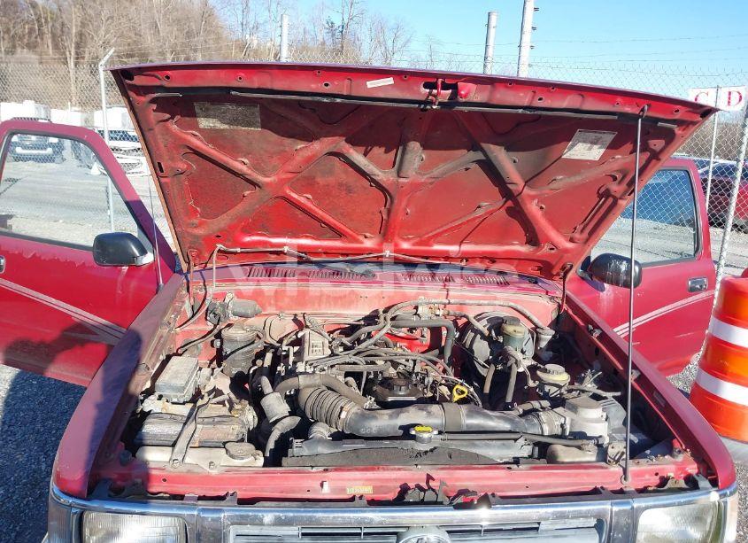 Photo 10 of 1994 Toyota Pickup 1/2 TON SHORT WHLBSE DX (VIN 4TARN01P5RZ217620)