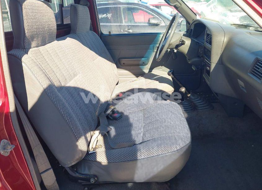 Photo 5 of 1993 Toyota Pickup 1/2 TON SHORT WHLBSE DX (VIN 4TARN01P9PZ059876)