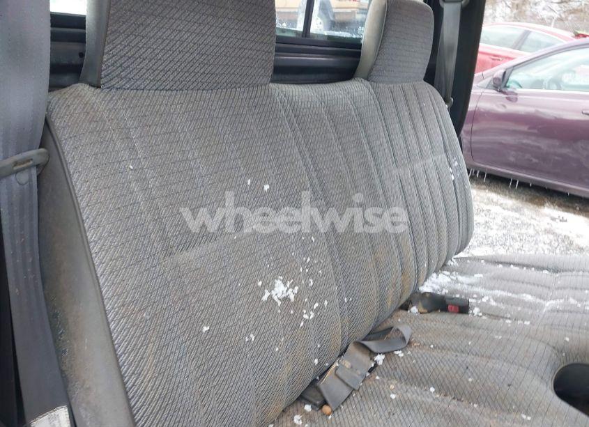 Photo 8 of 1993 Toyota Pickup 1/2 TON SHORT WHLBSE DX (VIN 4TARN01PXPZ133421)