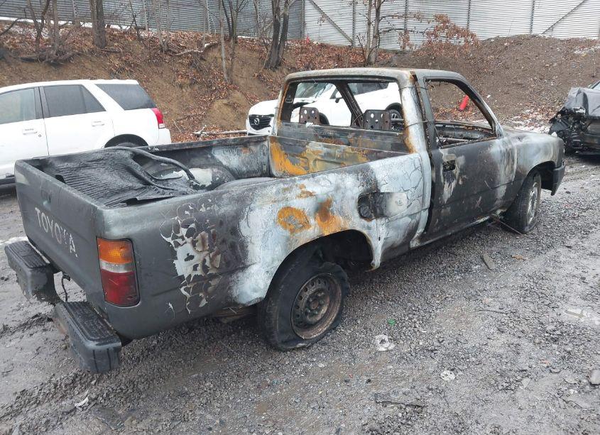 Photo 4 of 1992 Toyota Pickup 1/2 TON SHORT WHLBASE STB (VIN 4TARN81A1NZ039449)