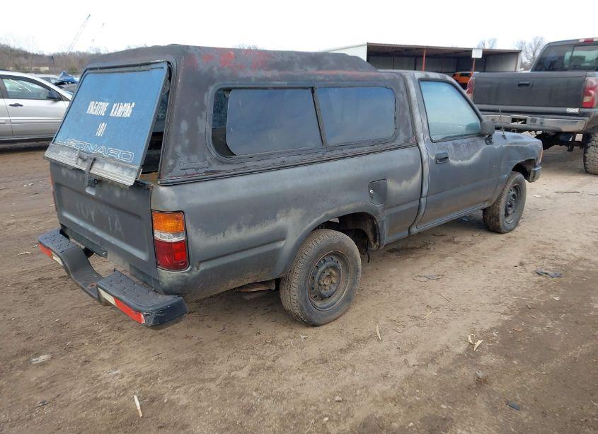 Photo 4 of 1992 Toyota Pickup 1/2 TON SHORT WHLBASE STB (VIN 4TARN81A9NZ032829)