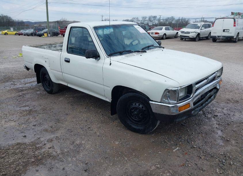 1993 Toyota Pickup 1/2 TON SHORT WHLBSE DX (VIN 4TARN81P2PZ132083) main photo