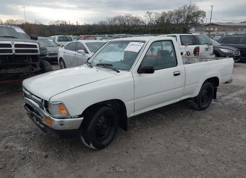 Photo 2 of 1993 Toyota Pickup 1/2 TON SHORT WHLBSE DX (VIN 4TARN81P2PZ132083)
