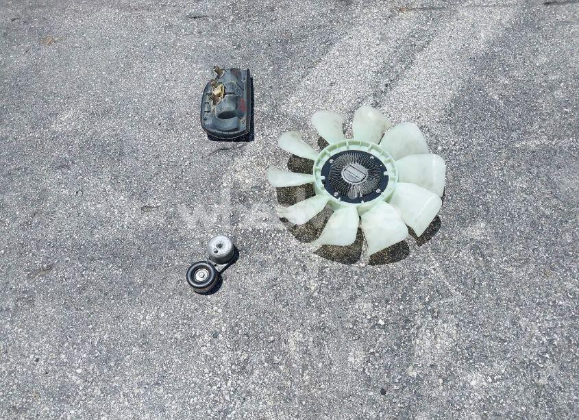 Photo 12 of 1999 Toyota Tacoma PRERUNNER (VIN 4TASM92N4XZ499378)