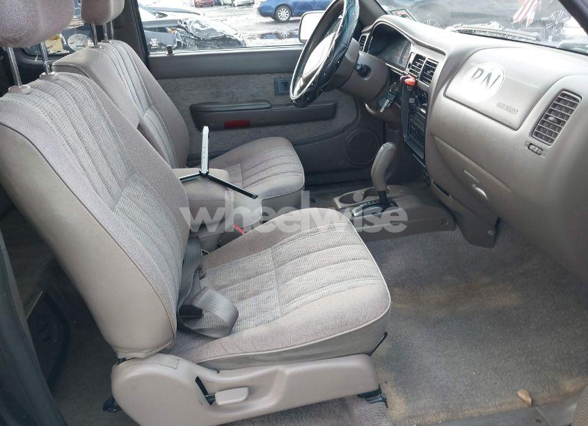 Photo 5 of 1999 Toyota Tacoma PRERUNNER (VIN 4TASM92N5XZ492956)