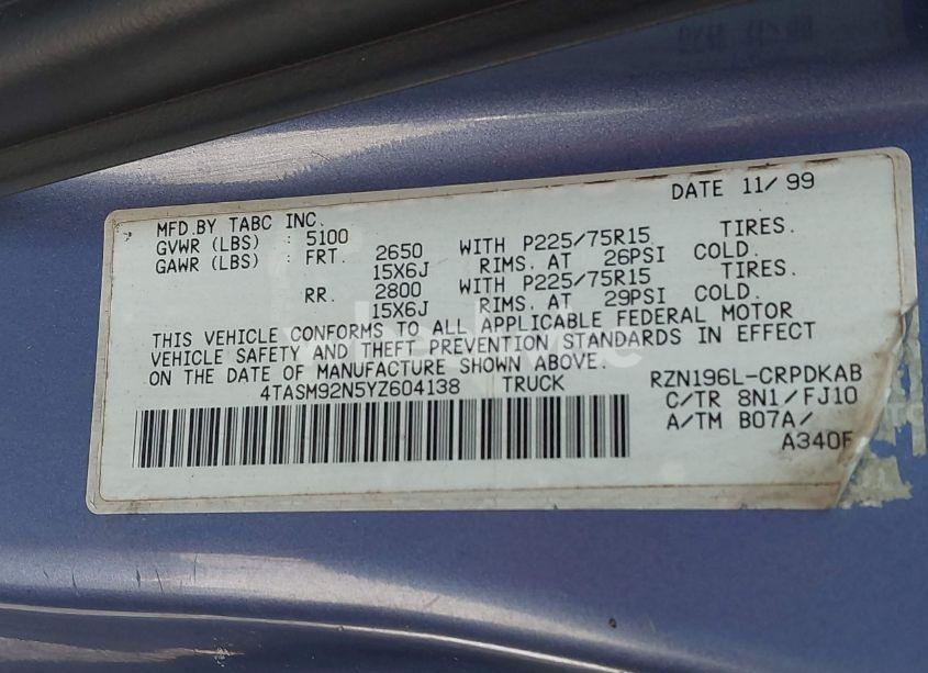 Photo 9 of 2000 Toyota Tacoma PRERUNNER (VIN 4TASM92N5YZ604138)