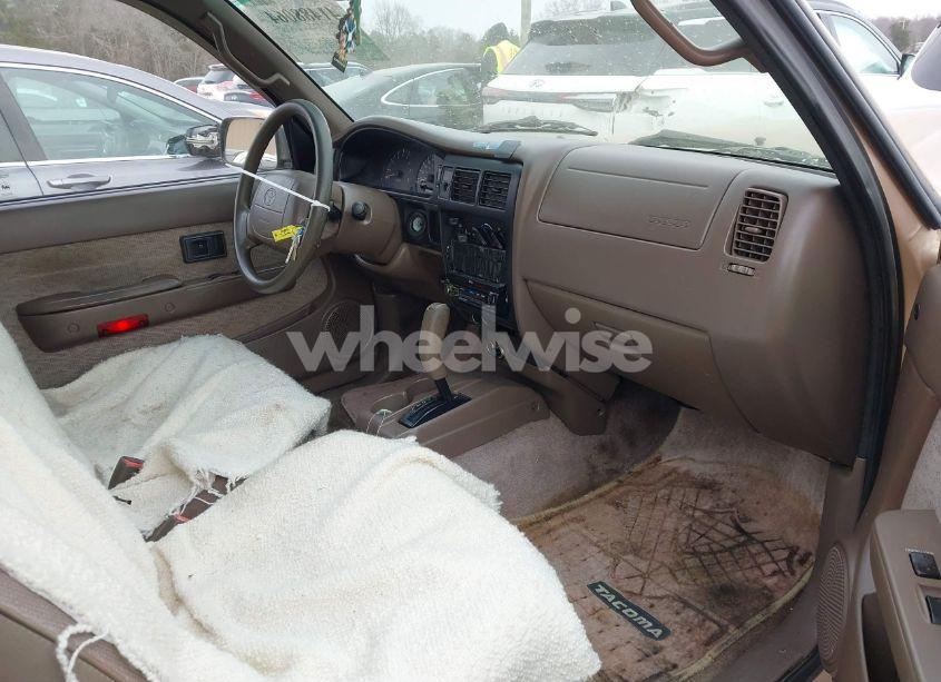 Photo 5 of 1999 Toyota Tacoma PRERUNNER (VIN 4TASM92N6XZ476524)