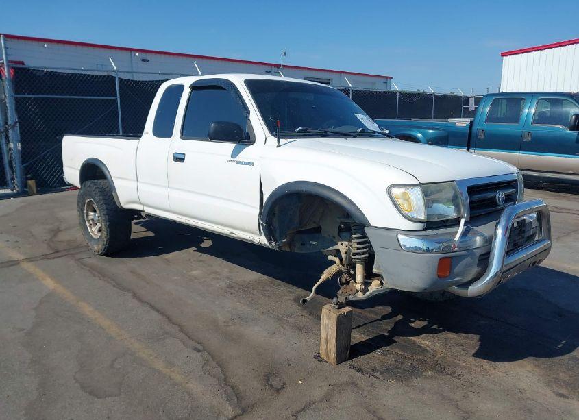 1999 Toyota Tacoma PRERUNNER (VIN 4TASM92N8XZ470501) main photo