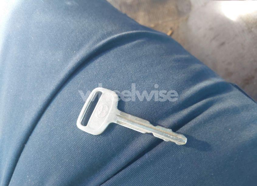 Photo 11 of 1999 Toyota Tacoma PRERUNNER V6 (VIN 4TASN92N6XZ519479)