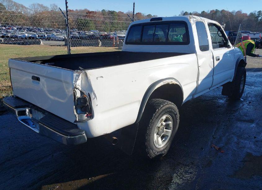Photo 4 of 2000 Toyota Tacoma PRERUNNER V6 (VIN 4TASN92N9YZ634465)