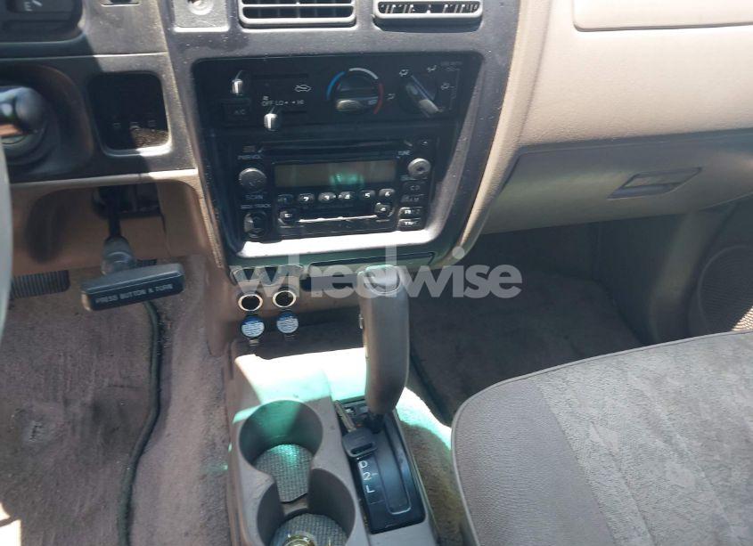 Photo 11 of 2000 Toyota Tacoma PRERUNNER V6 (VIN 4TASN92N9YZ684038)