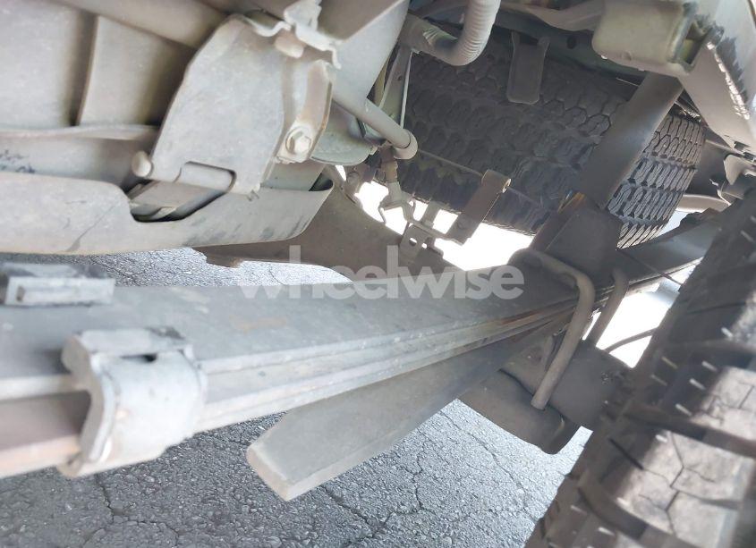 Photo 13 of 2000 Toyota Tacoma PRERUNNER V6 (VIN 4TASN92N9YZ684038)