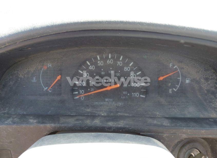 Photo 7 of 1995 Toyota Tacoma (VIN 4TAUN41B5SZ002721)
