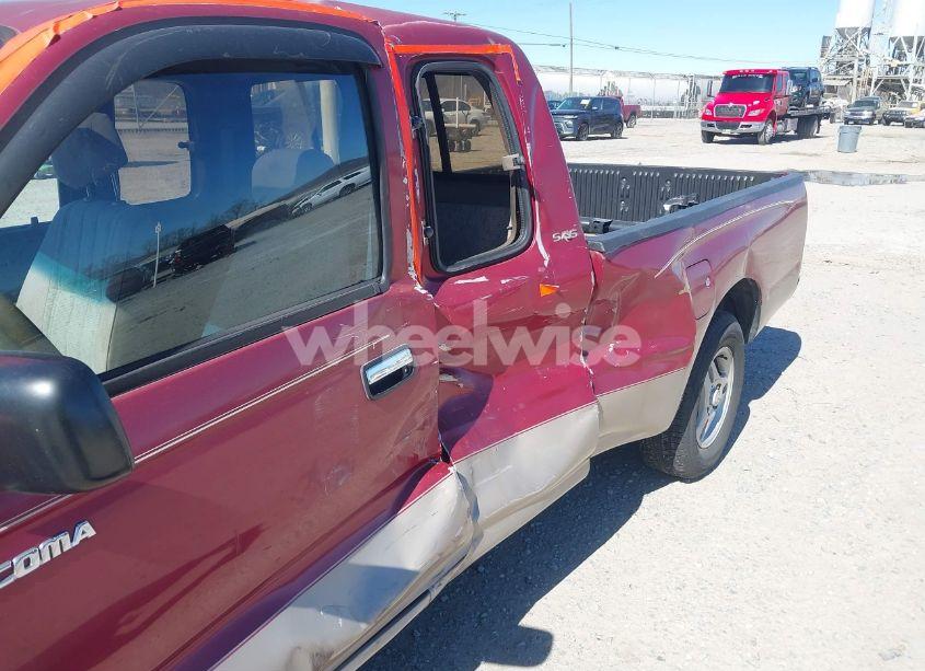 Photo 6 of 1998 Toyota Tacoma (VIN 4TAVL52N0WZ094089)
