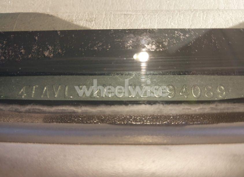 Photo 9 of 1998 Toyota Tacoma (VIN 4TAVL52N0WZ094089)