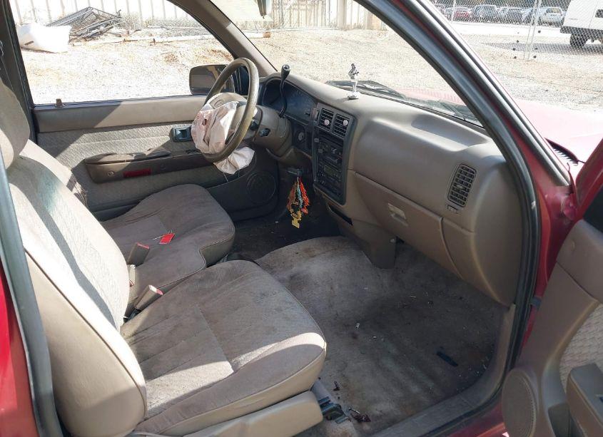 Photo 5 of 1996 Toyota Tacoma XTRACAB (VIN 4TAVL52N1TZ125863)