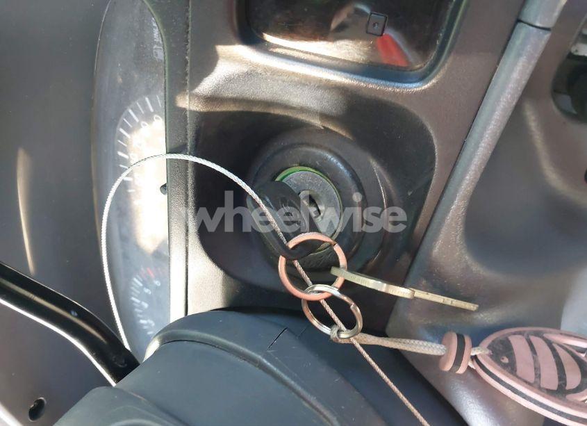 Photo 11 of 1998 Toyota Tacoma (VIN 4TAVL52N1WZ028022)