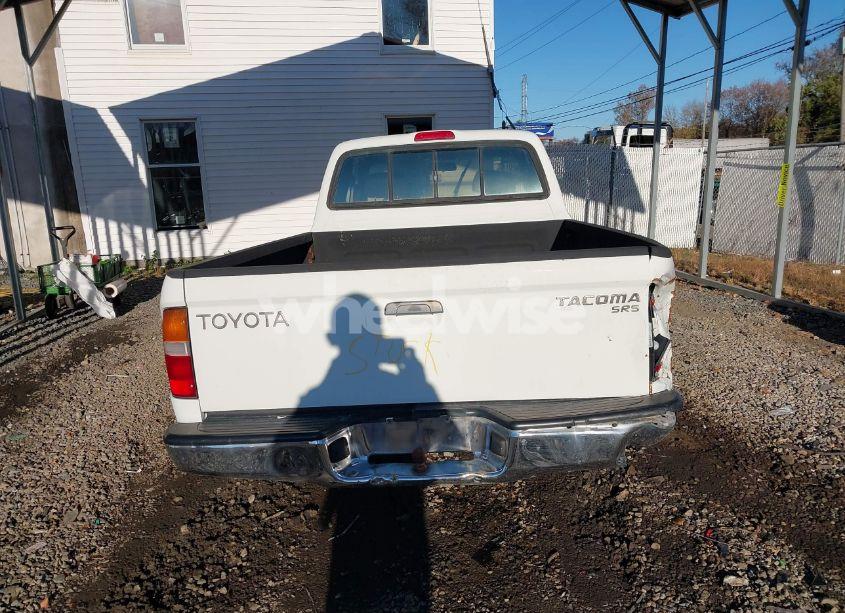 Photo 16 of 1998 Toyota Tacoma (VIN 4TAVL52N1WZ028022)