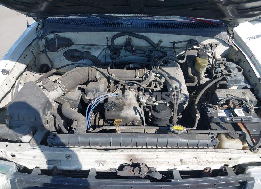Photo 10 of 1998 Toyota Tacoma (VIN 4TAVL52N1WZ124667)